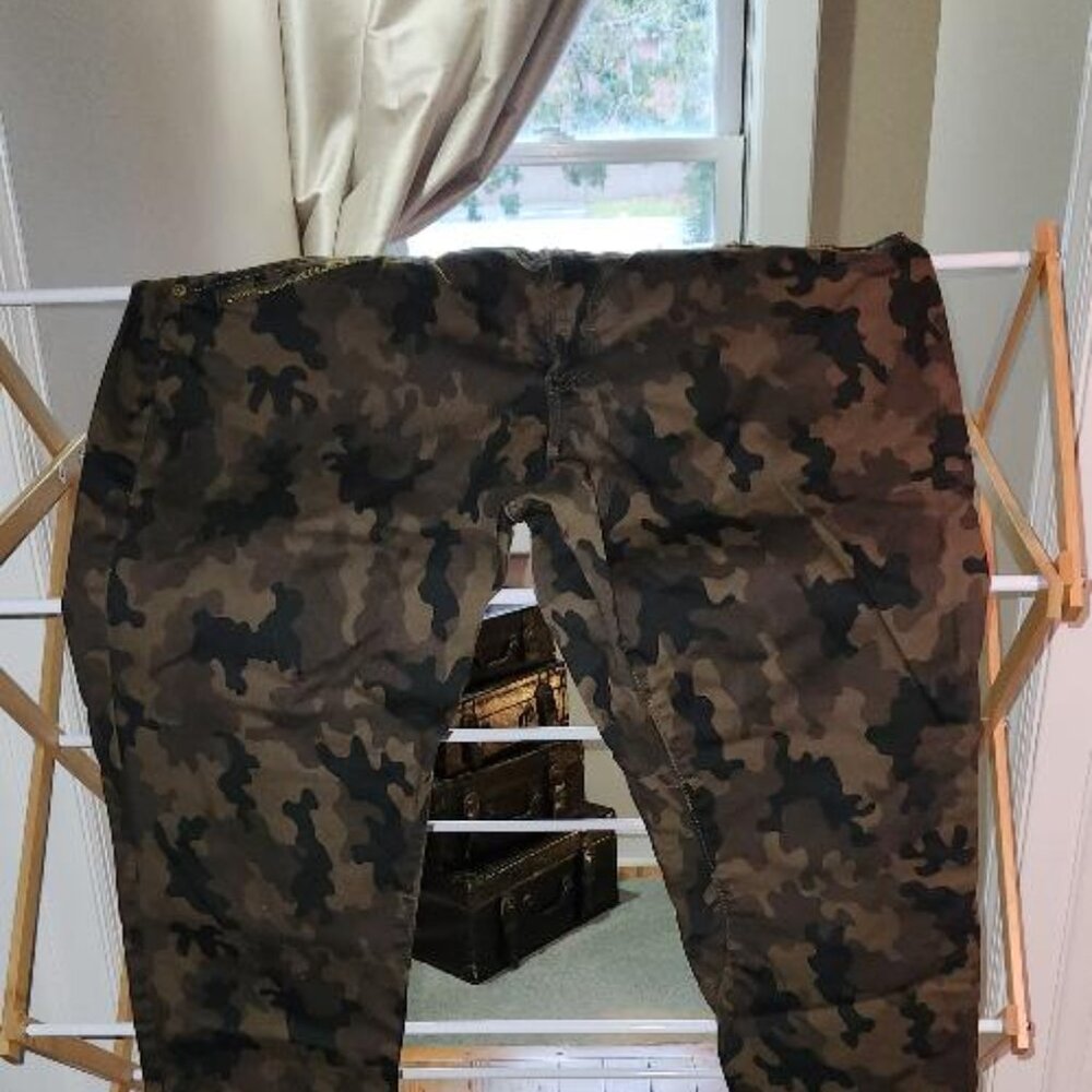 Poetic Justice Maya Gold Zipper Camo Midrise Skinny Jeans - Picture 3 of 11